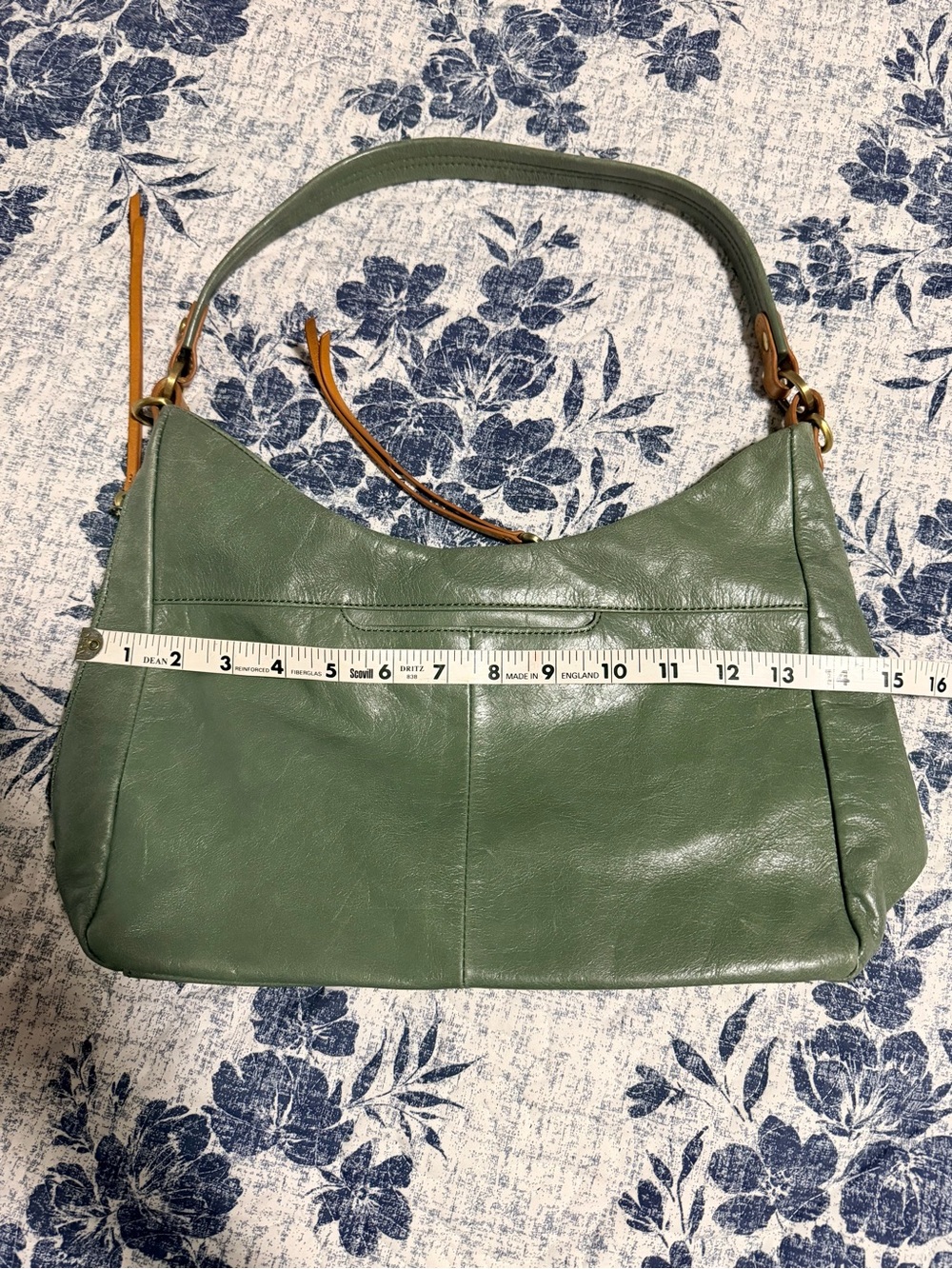 HOBO Olive Green Leather Shoulder Bag with Tan Accent - Picture 8 of 9